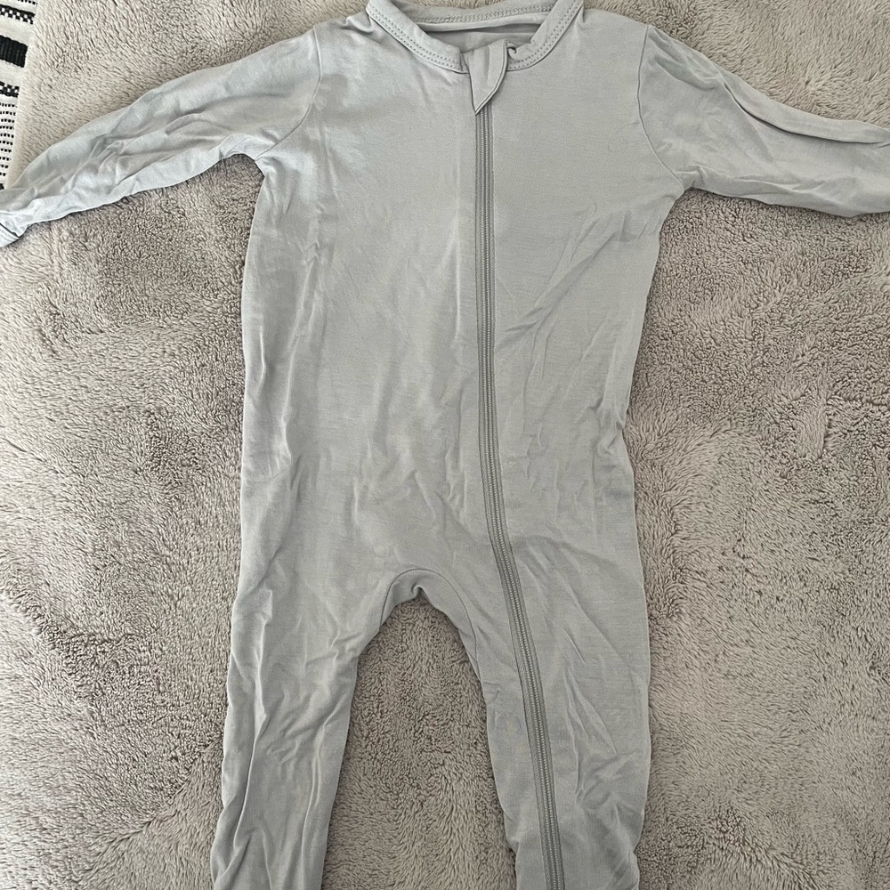 BRAND NEW KYTE BABY 3-6 FOOTIE